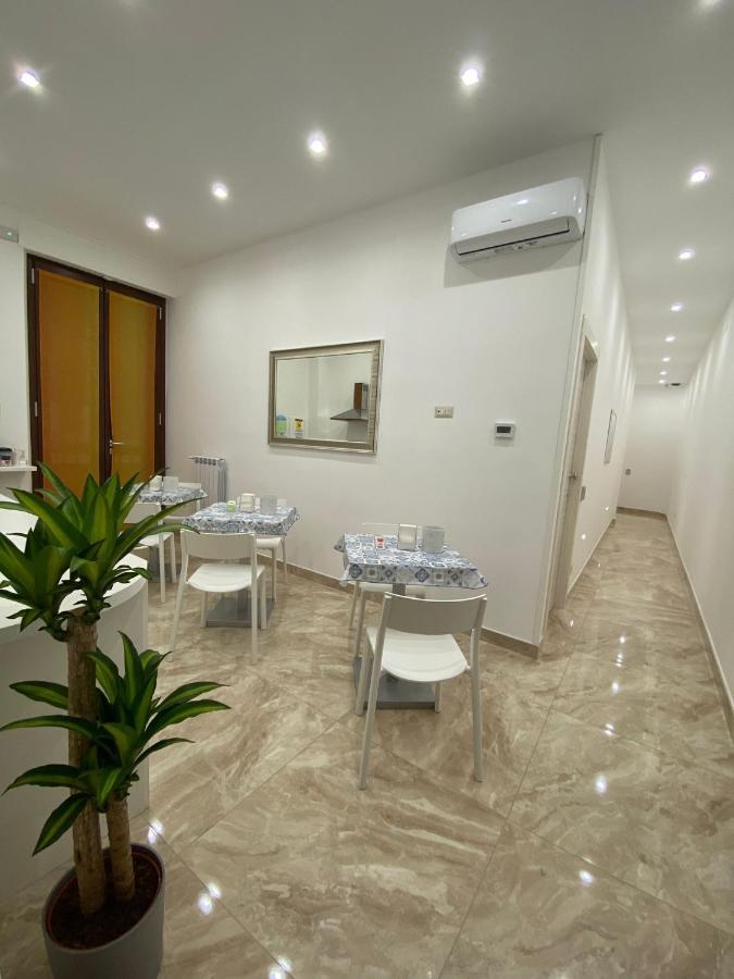 Toledo Point Bed & Breakfast Napoli Bagian luar foto